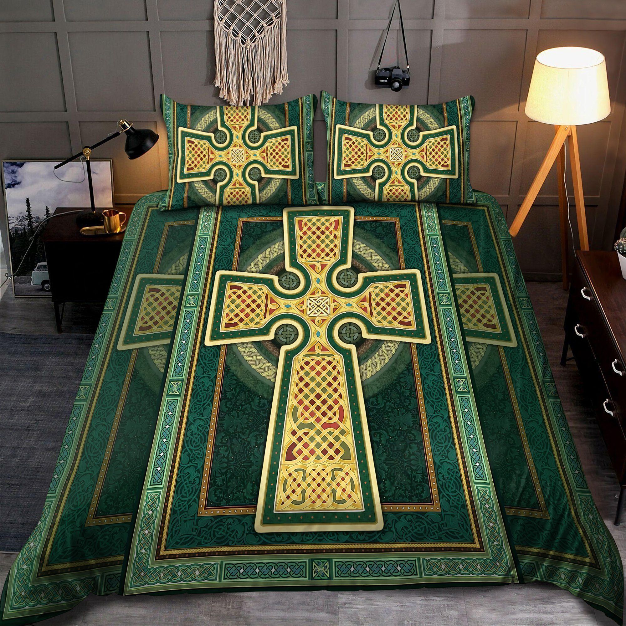Irish Cross Emerald Green St Patrick’s Day Bedding Set