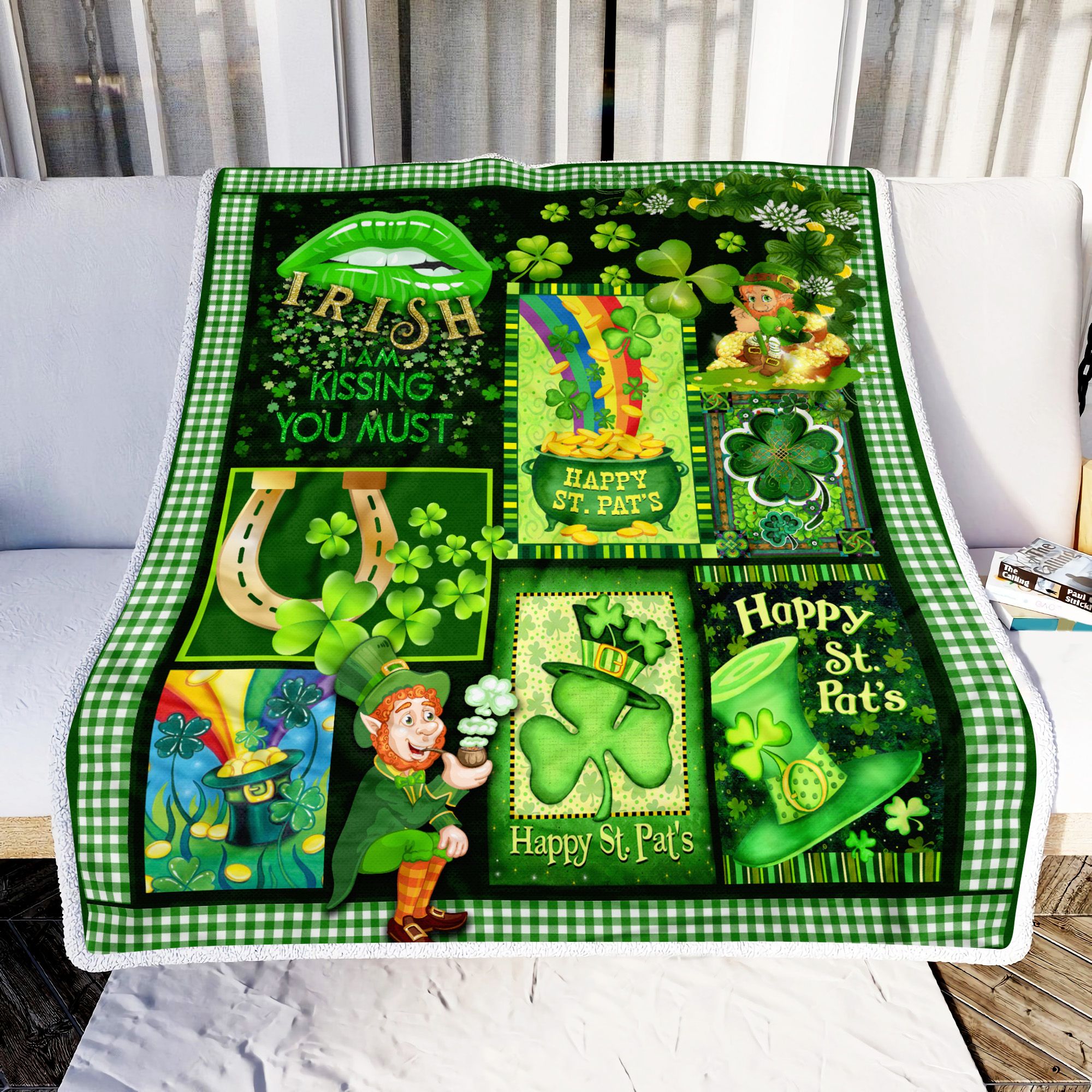 Irish I Am Kissing You Must Fleece Blanket