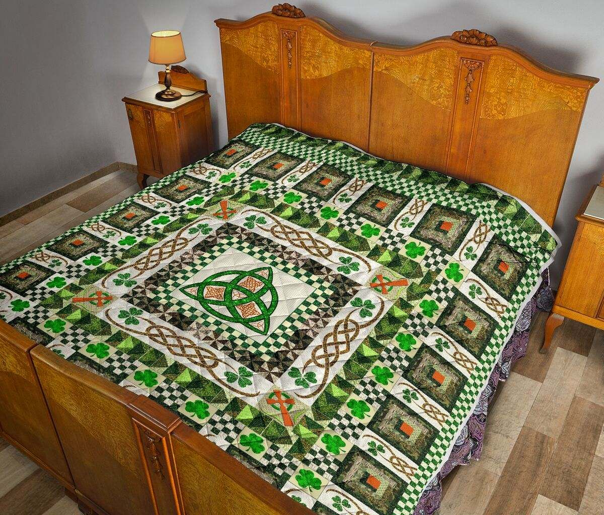 Irish & Pixel Pattern Quilt DHC281111493DD