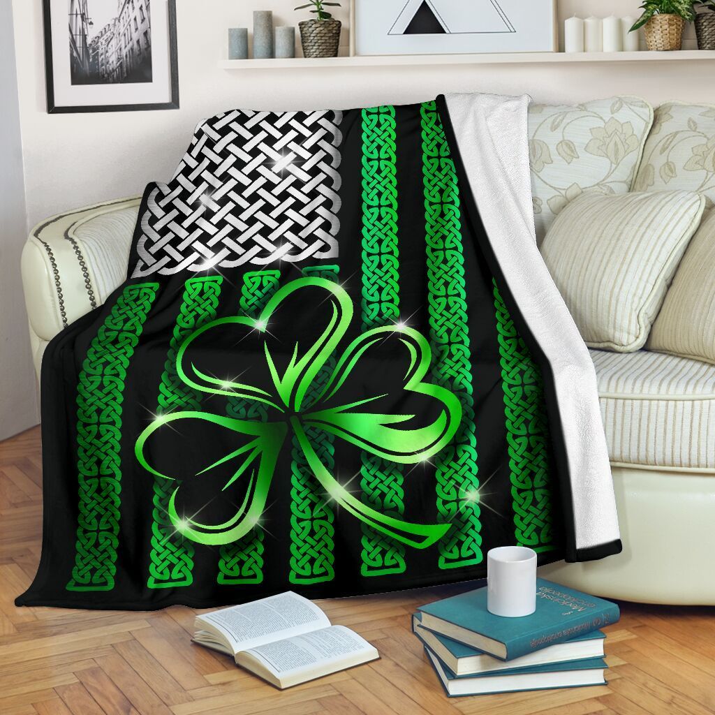 Irish – Shamrock Flag Sherpa Fleece Blanket