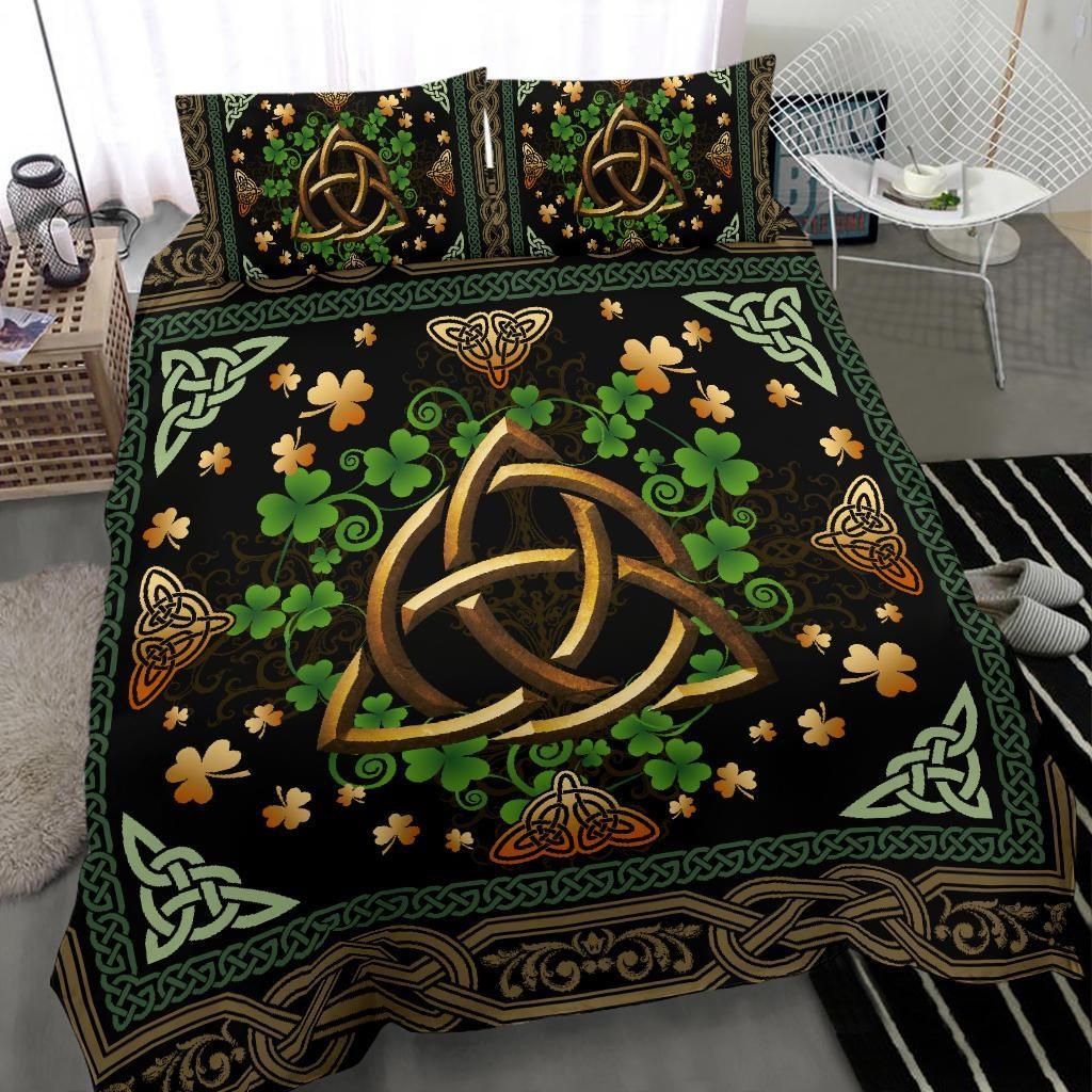 Irish Shamrock With Celtic Triquetra Shamrock St. Patrick’s Day Bedding Set