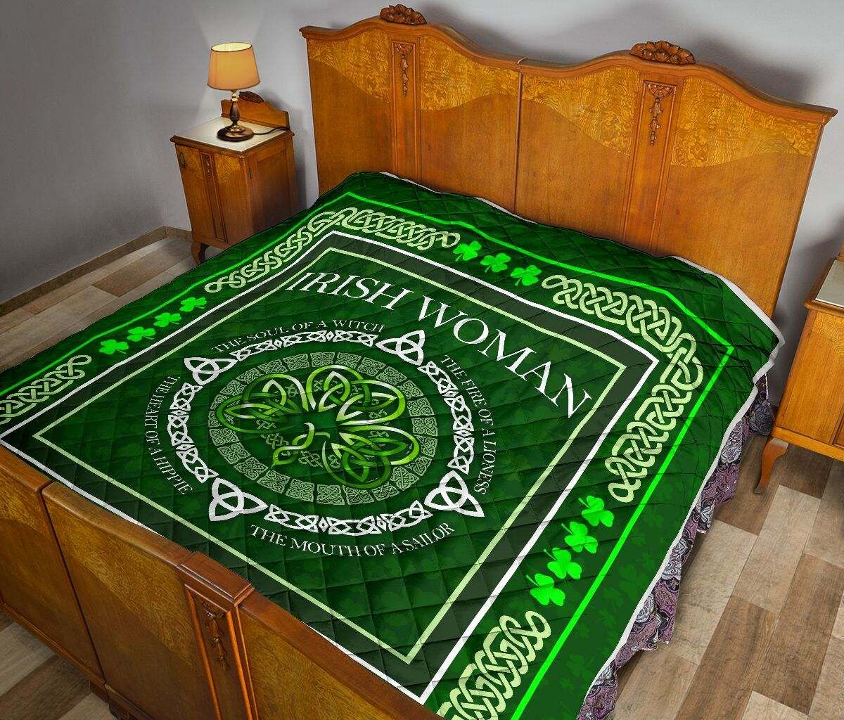 IRISH WOMAN QUILTS DHC281111503DD