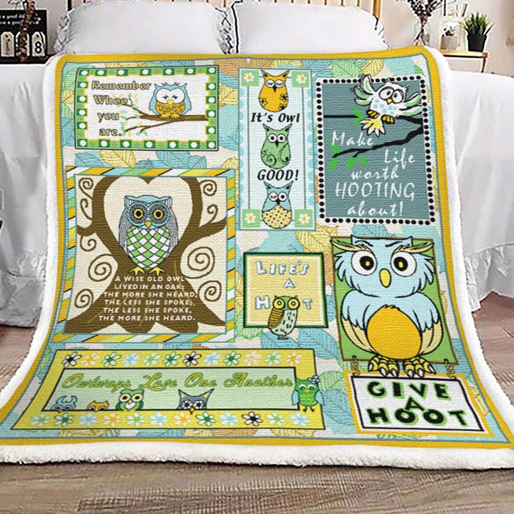 Its Owl Good Sherpa Fleece Blanket