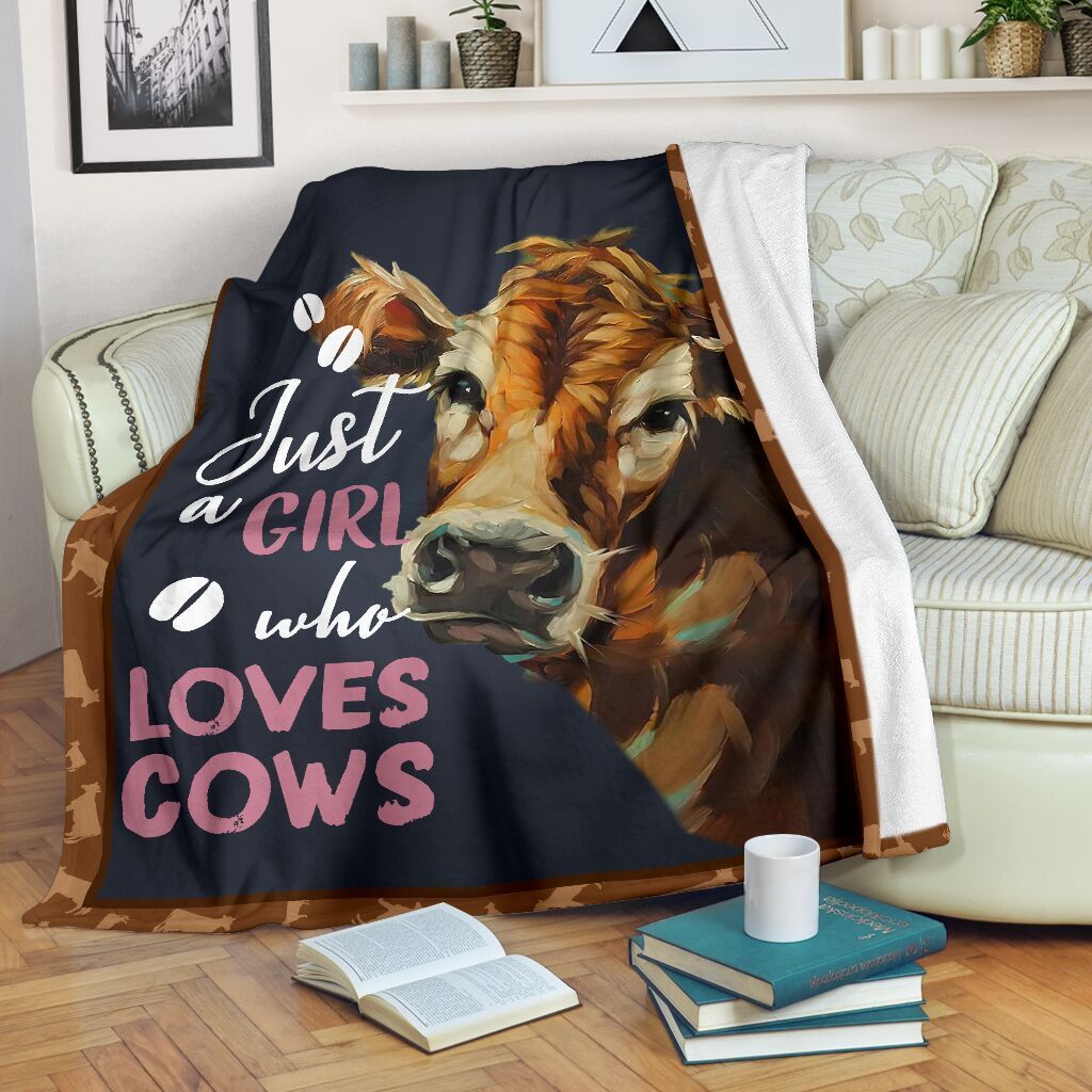 Just A Girl Who Loves Cow Sherpa Fleece Blanket