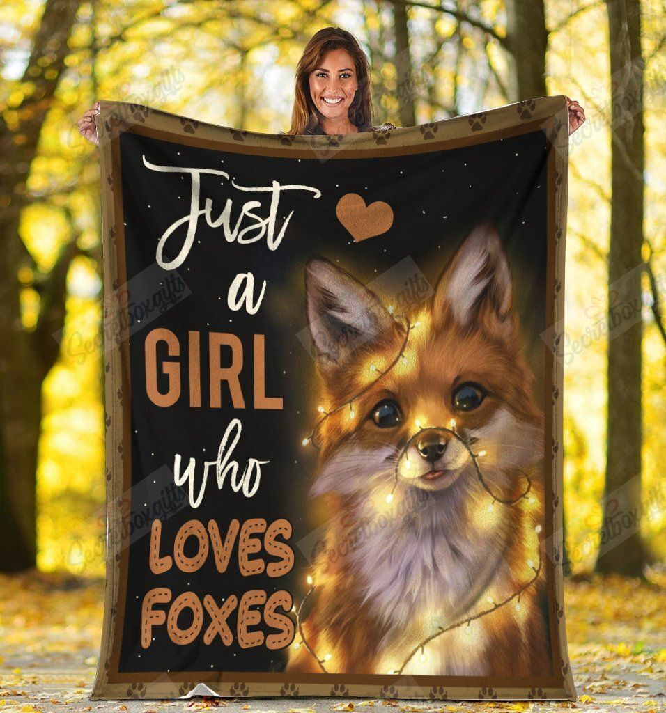 Just A Girl Who Loves Foxes Fox Fleece Blanket