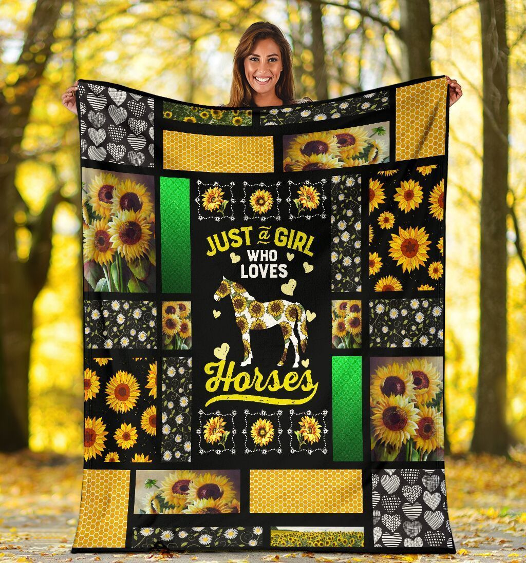 Just A Girl Who Loves Horses Hippie Sunflower Farmer Fleece Blanket