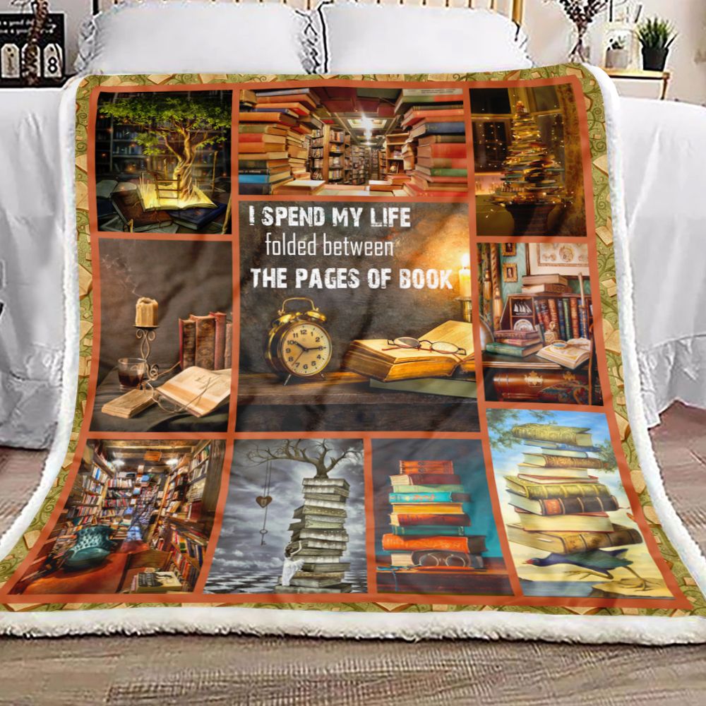 Keep Reading Book Fleece Blanket