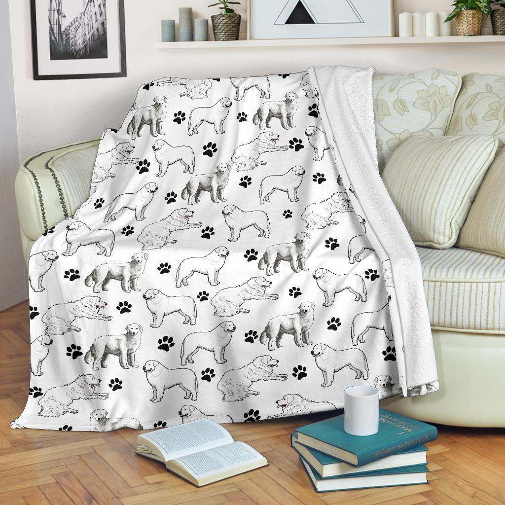 Kuvasz Paw Blanket