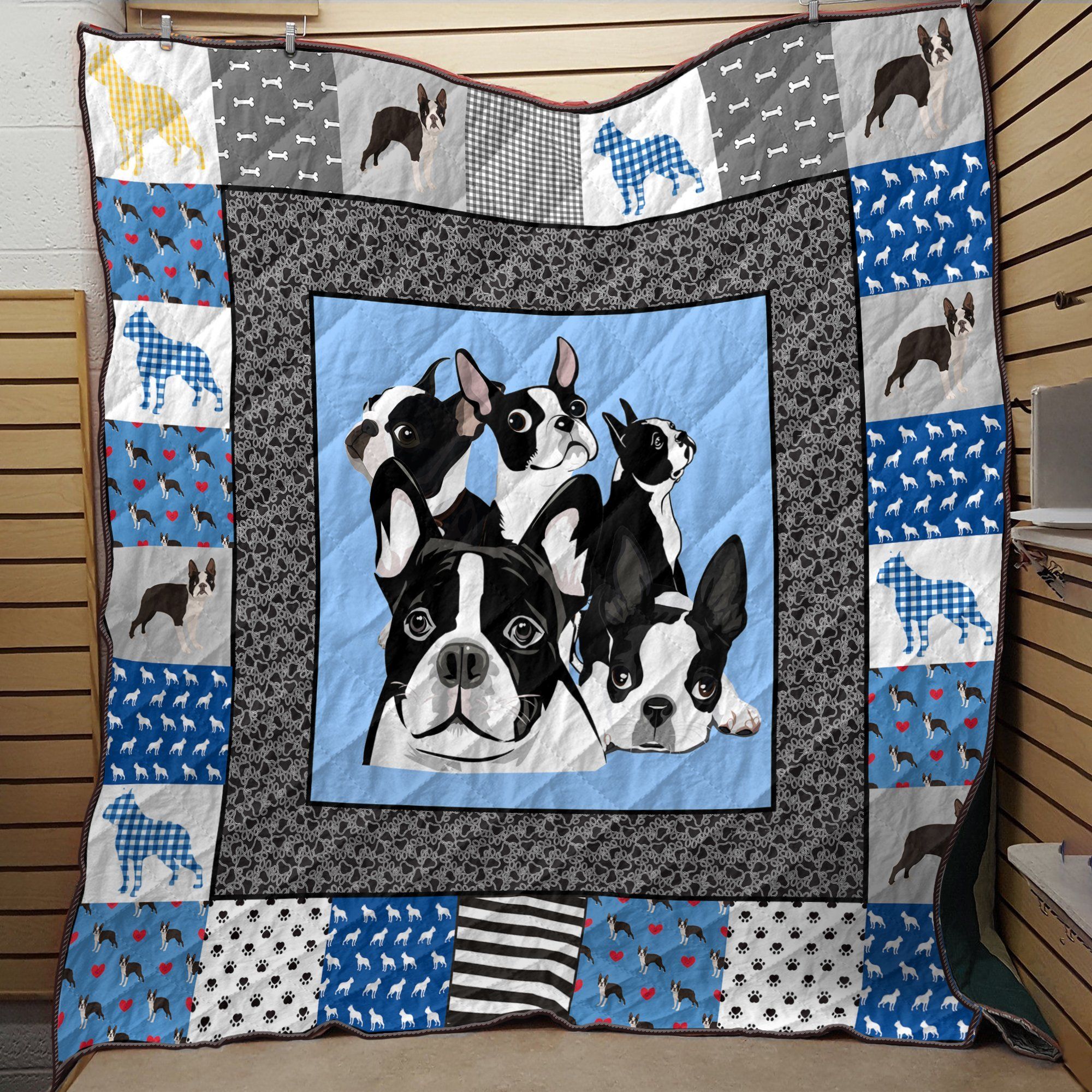 L Boston Terrier Loving Dog V1 Quilt Blanket Dhc09121887Dd