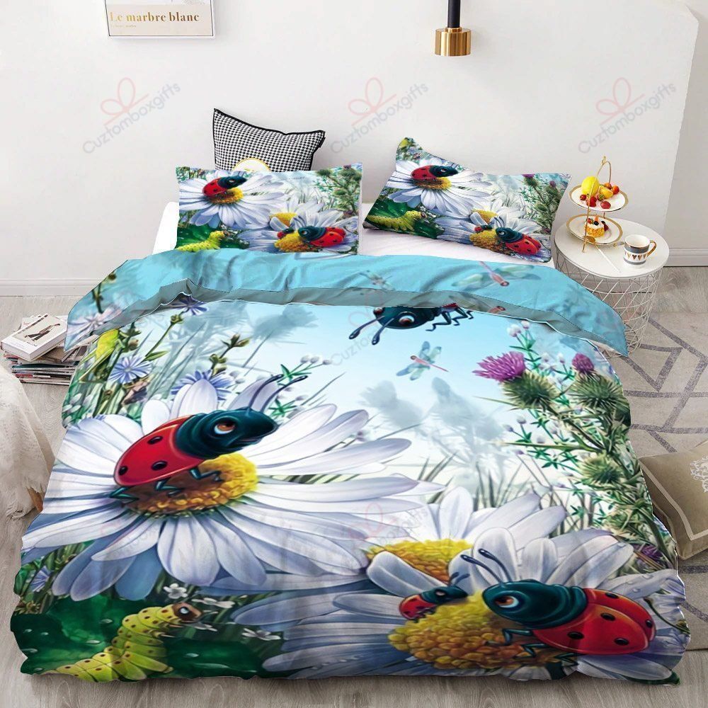 Ladybug Bedding Set