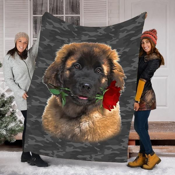 Leonberger Rose Zipper Dog Pocket Sherpa Fleece Blanket