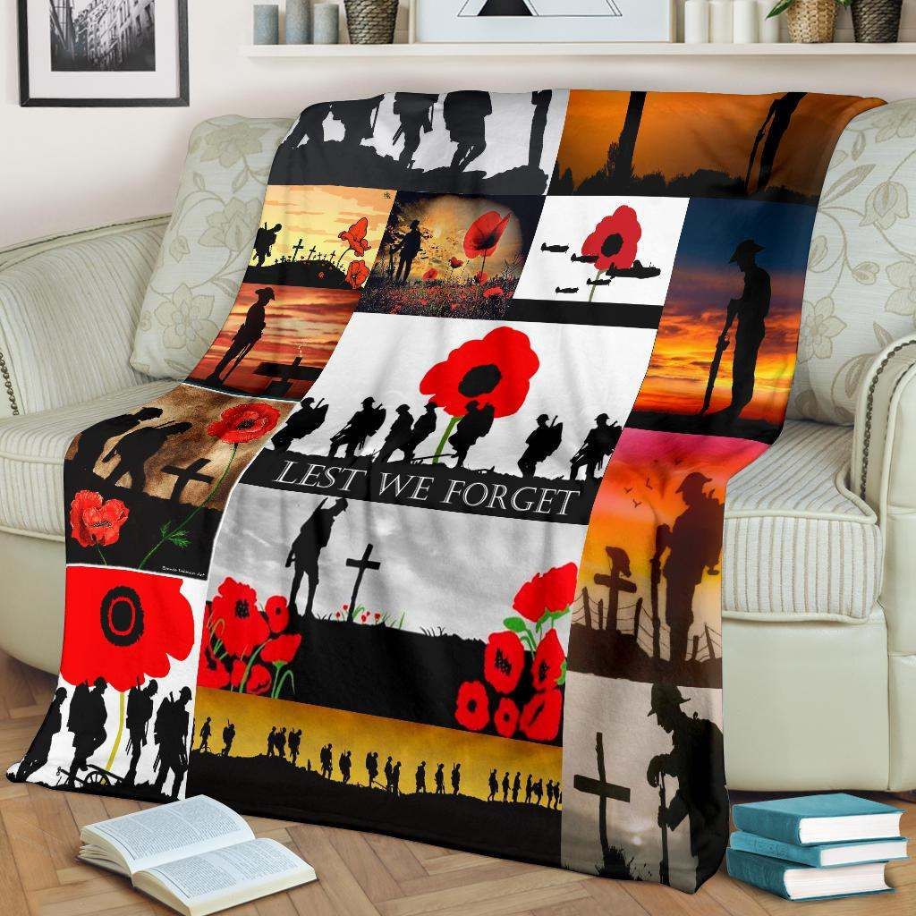 Lest We Forget Soldier Fleece Blanket