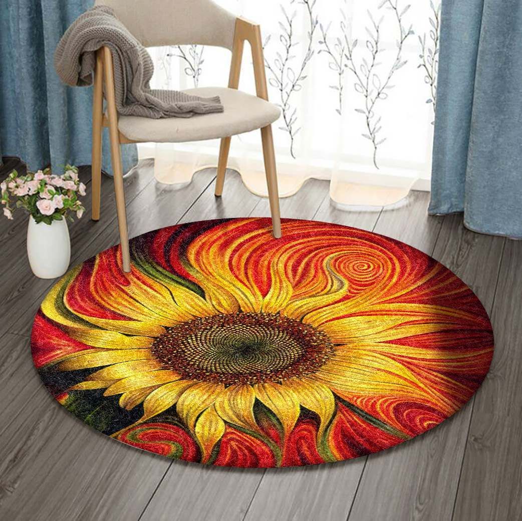 Lily Round Carpet