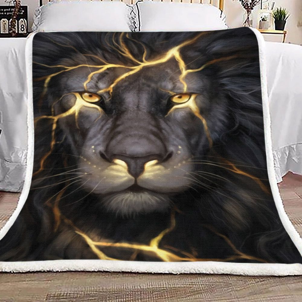 Lion Sherpa Fleece Blanket