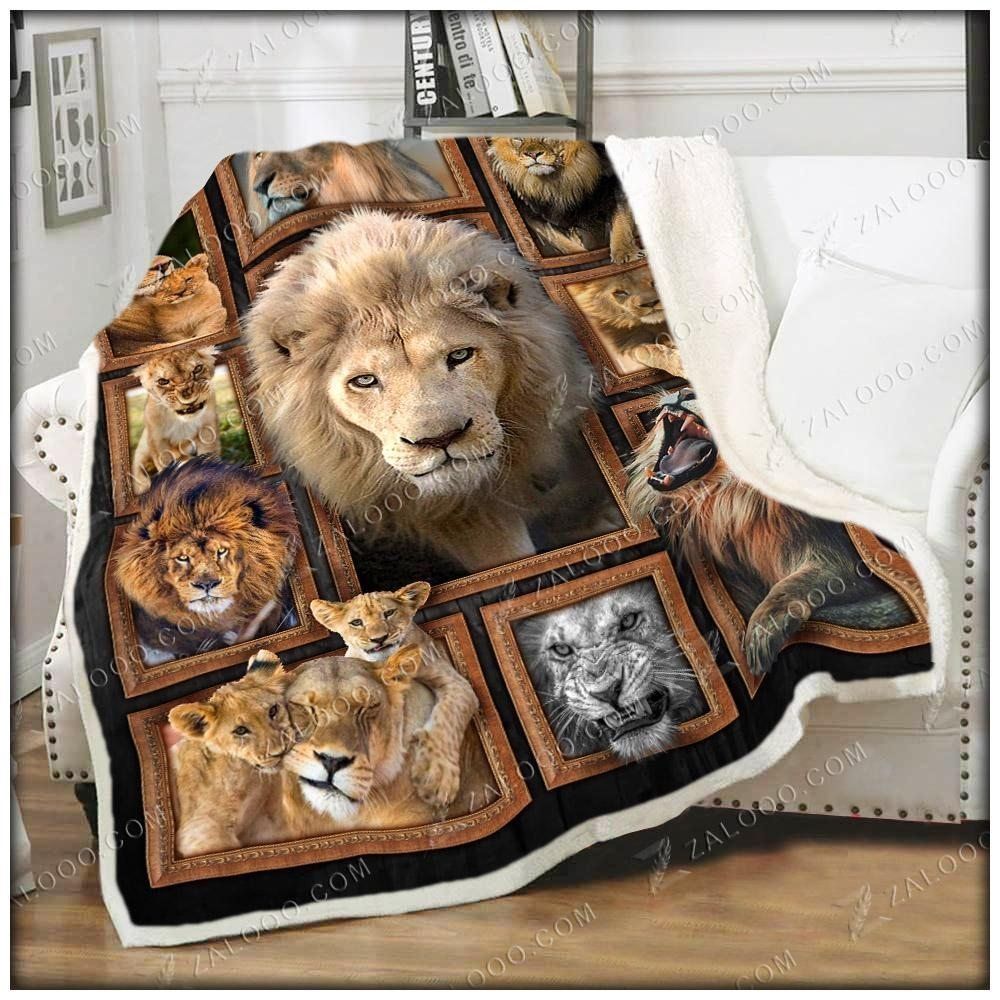 Lion Sherpa Fleece Blanket