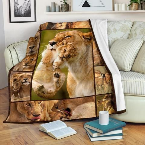 Lion Sherpa Fleece Blanket