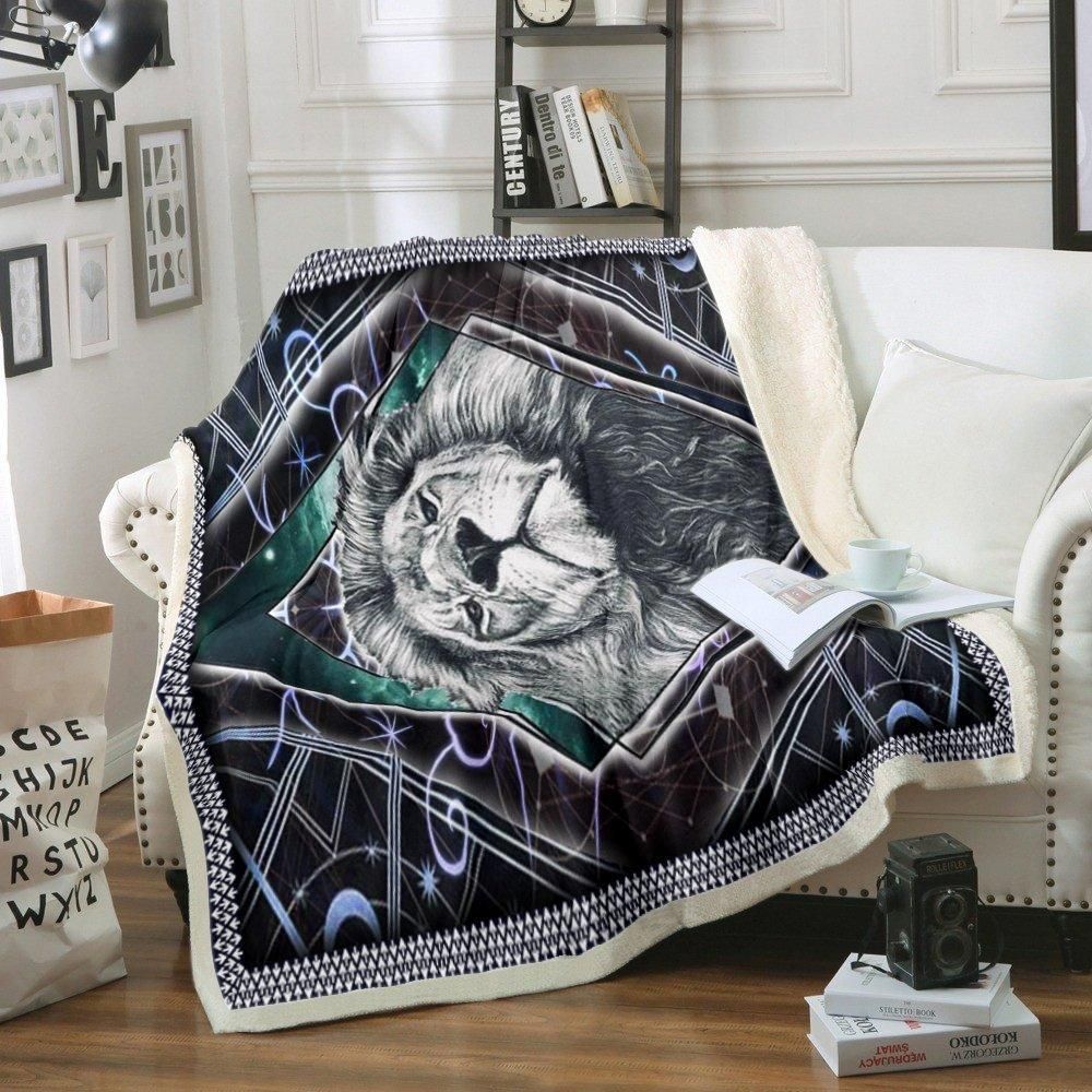 Lion Sherpa Fleece Blanket