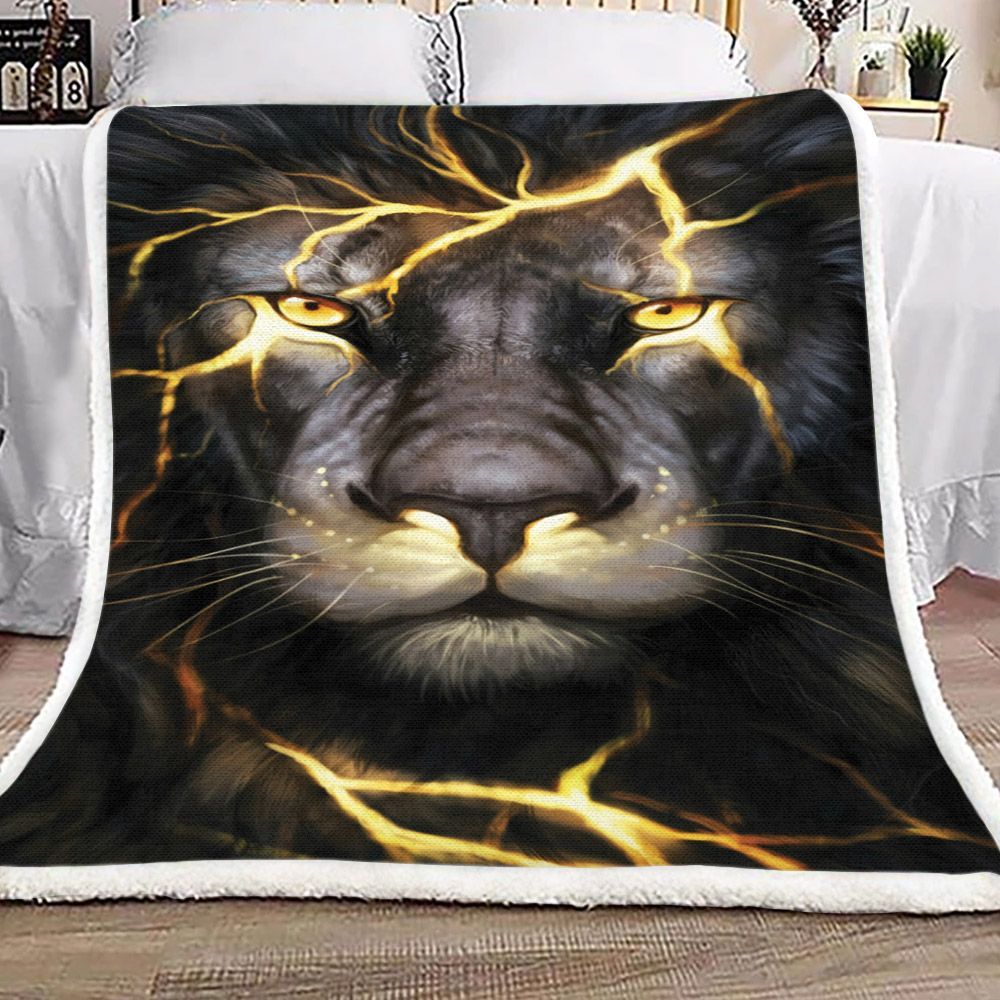 Lion Sherpa Fleece Blanket