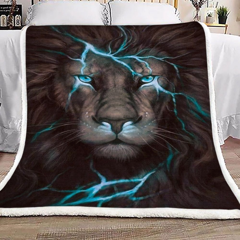 Lion Sherpa Fleece Blanket