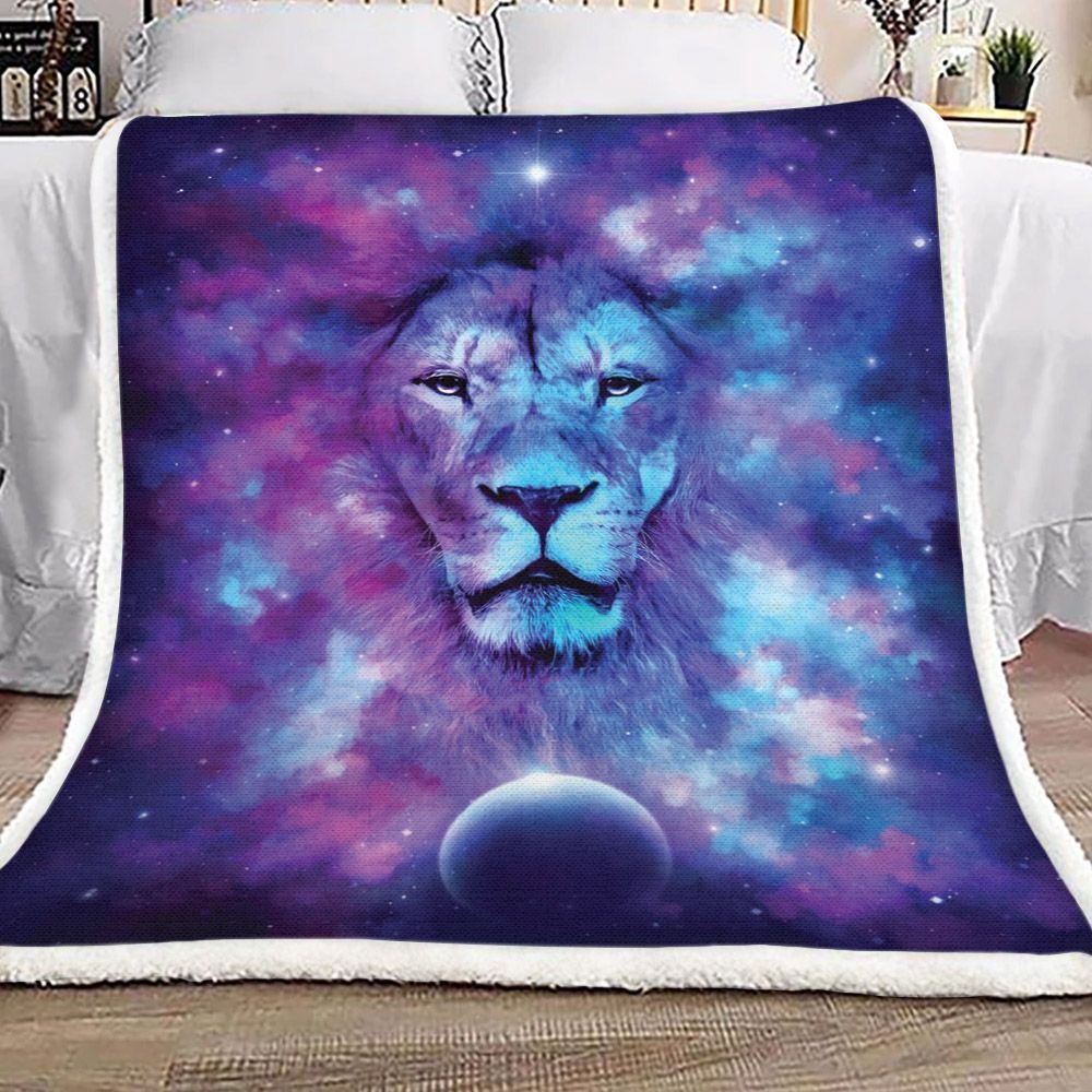 Lion Sherpa Fleece Blanket