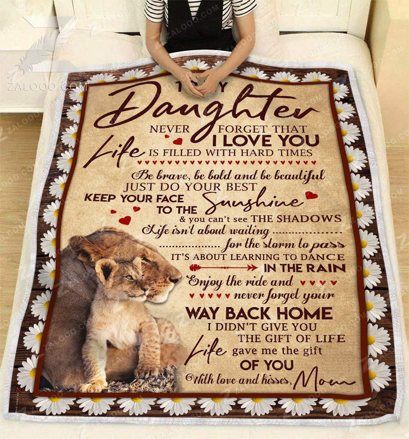 Lion To My Daughter Your Way Back Home Love Mom Sherpa Fleece Blanket