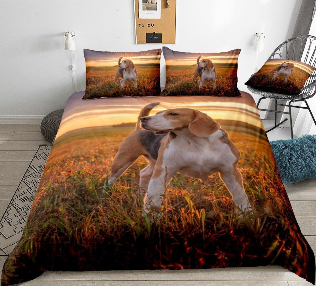 Little Beagle In Field Bedding Set