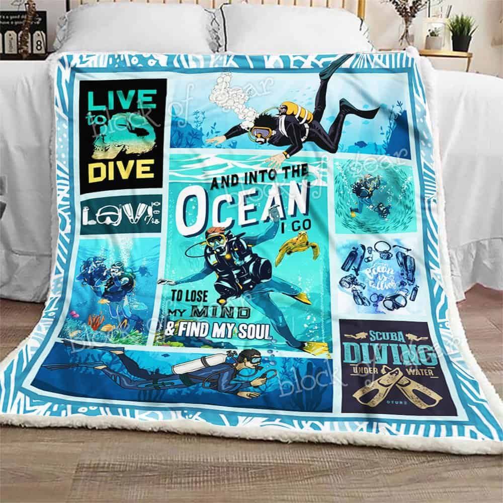 Live To Dive Fleece Blanket
