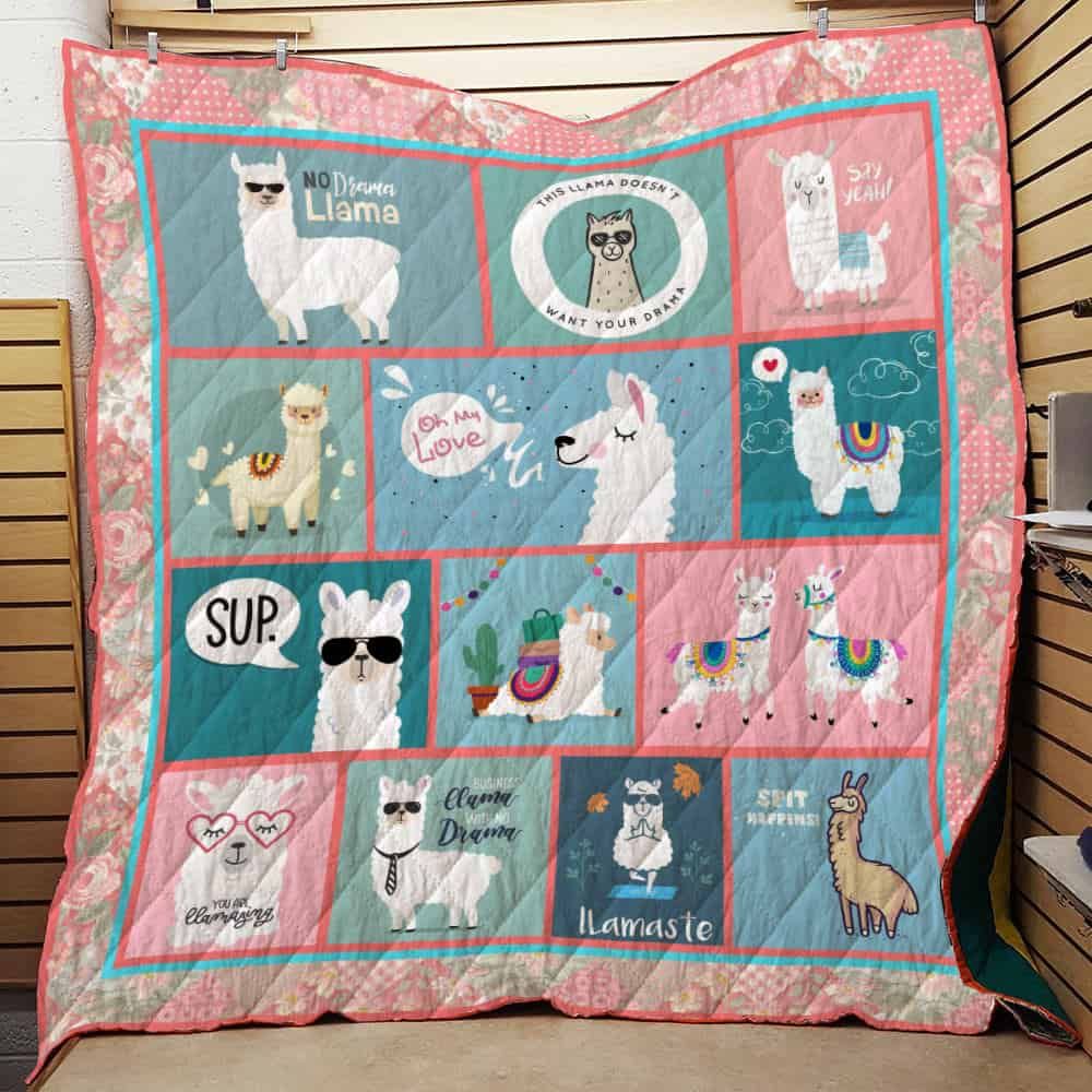 Llama CLA1610763Q Quilt Blanket