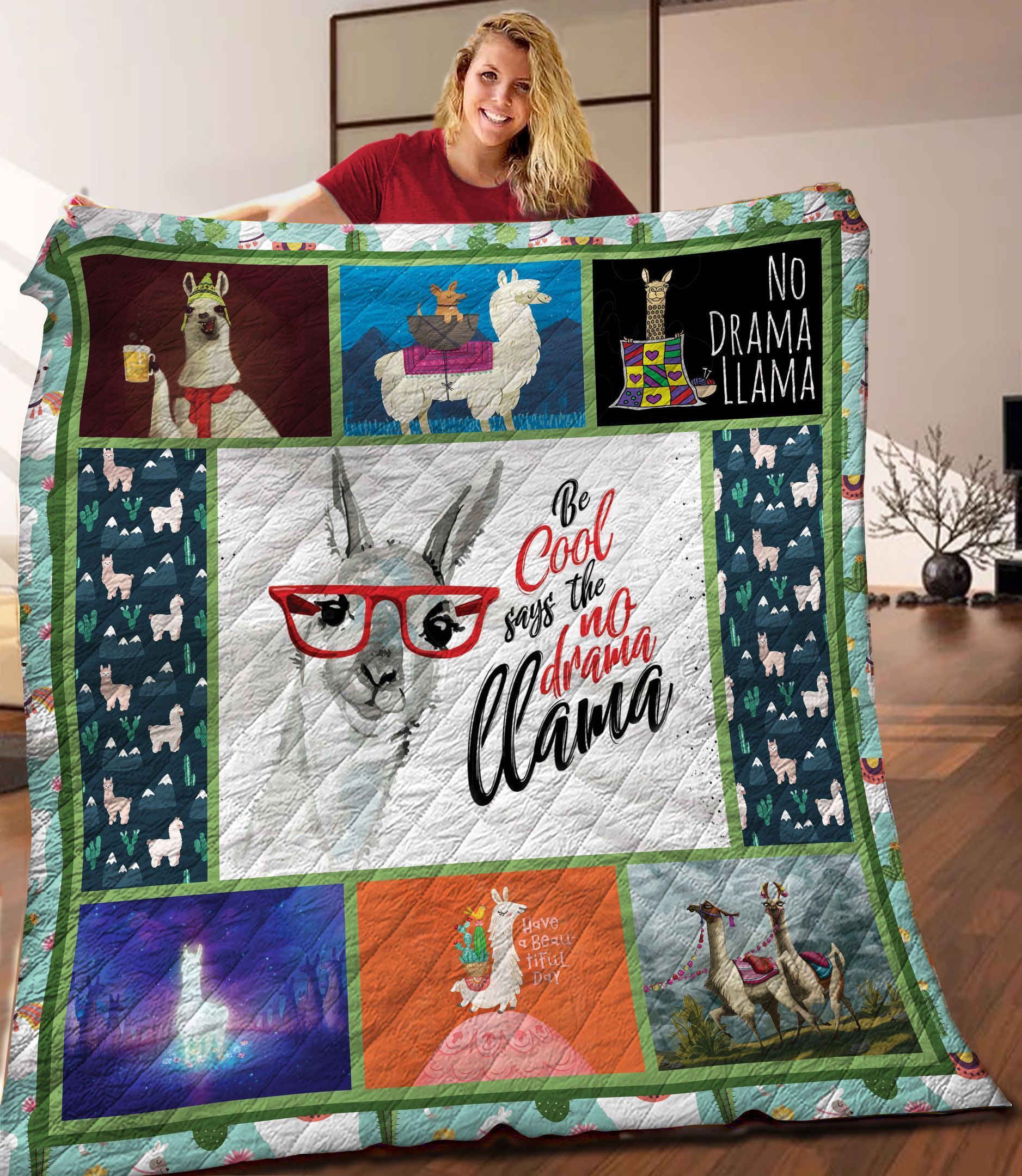 Llama Quilt Blanket C9B240222NM