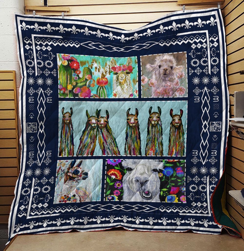 Llama Quilt Blanket C9B250222NM