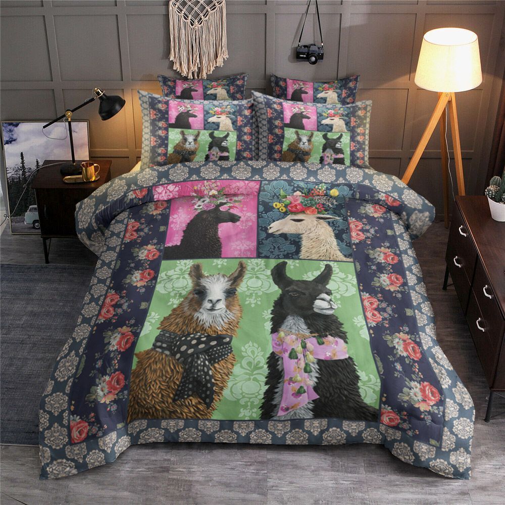 Llamas Bedding Set