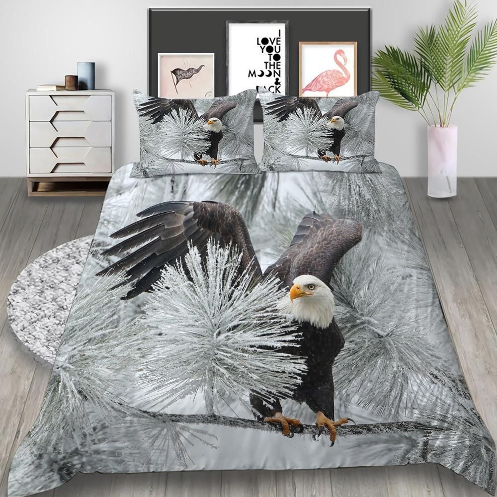 Lonely Eagle On The Tree Bedding Set