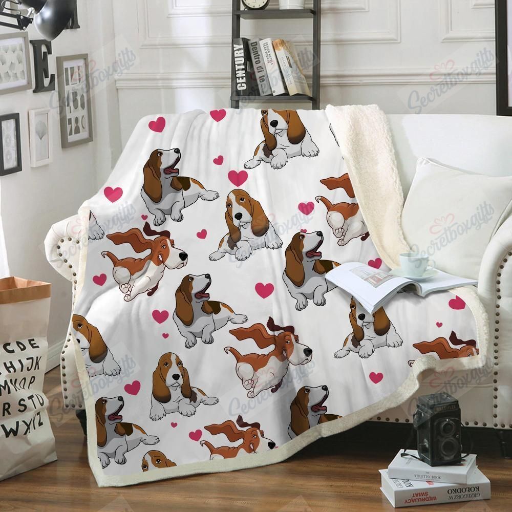 Lovely Basset Hound Fleece Blanket