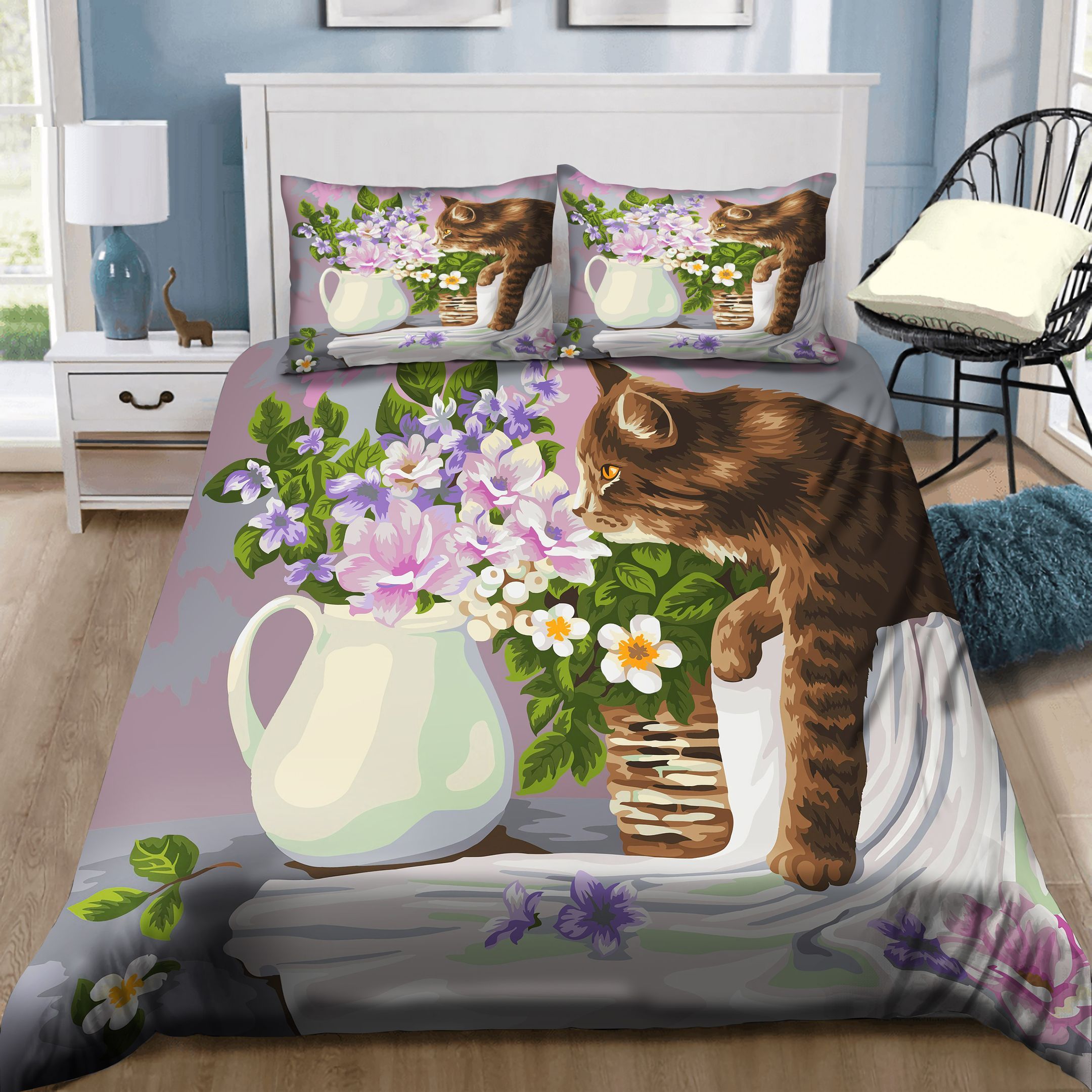 Lovely Cat And Flowers Bedding Set