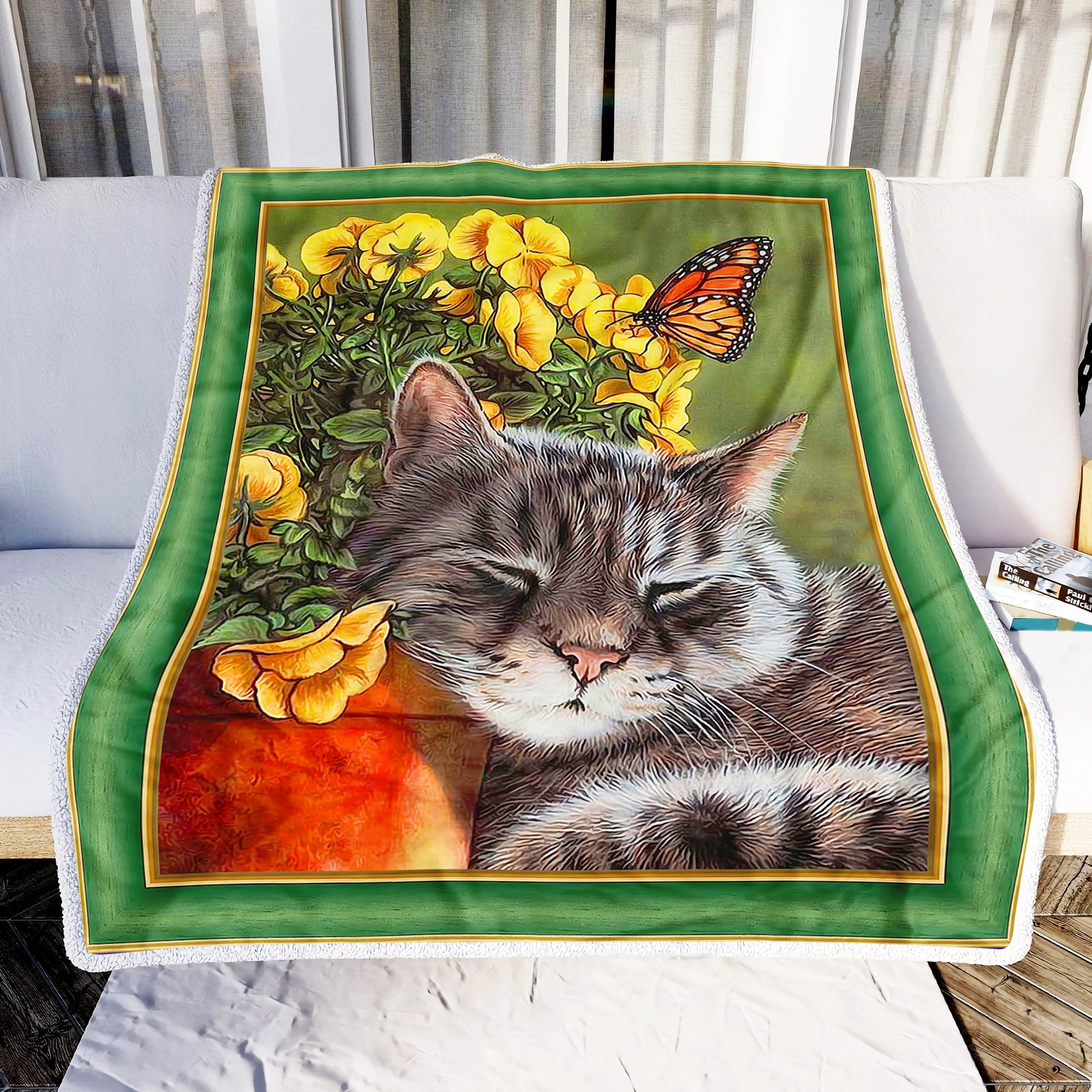 Lovely Cat Sleeping Fleece Blanket