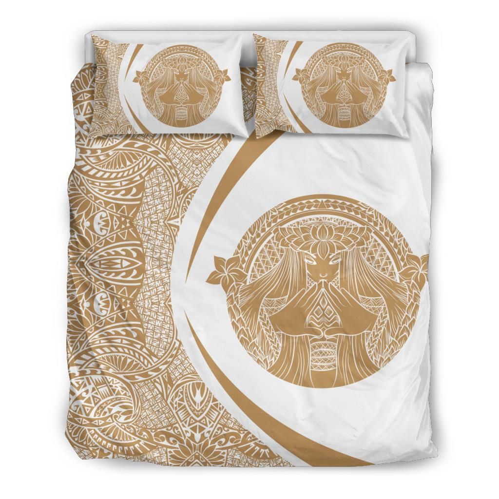 Madame Pele Plumeria Polynesian Circle Style Gold And White Bedding Set