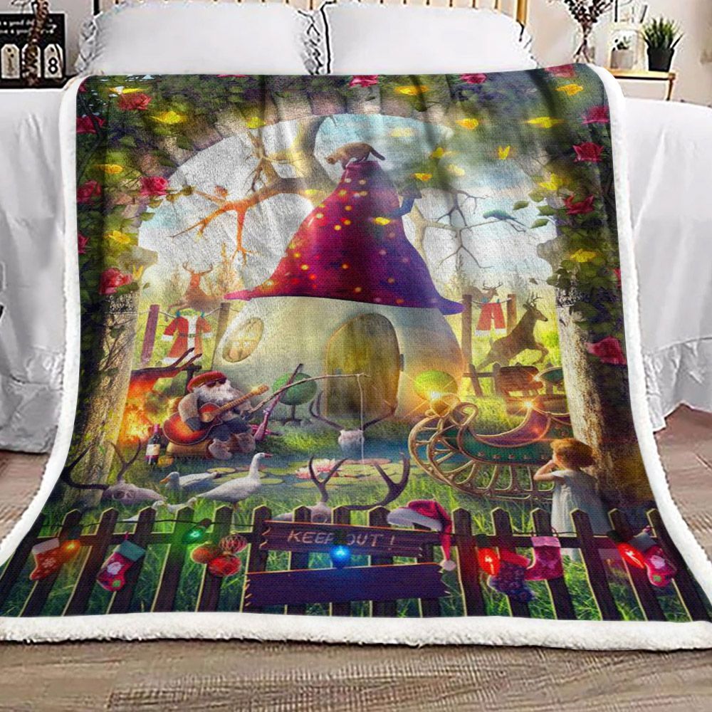 Magic Garden Santa Claus Sherpa Fleece Blanket