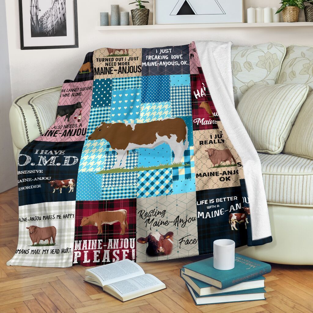 Maine Anjou Cattle Sherpa Fleece Blanket