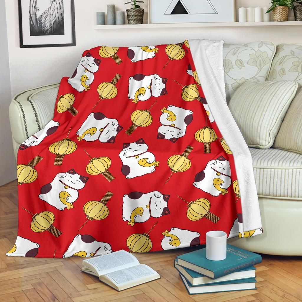 Meneki Neko Lucky Cat Pattern Red Theme Sherpa Fleece Blanket
