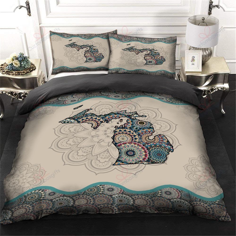 Michigan Bedding Set