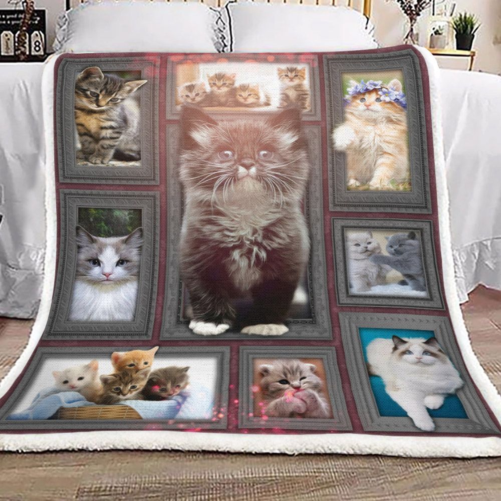 Milo Norwegian Cat Sherpa Fleece Blanket