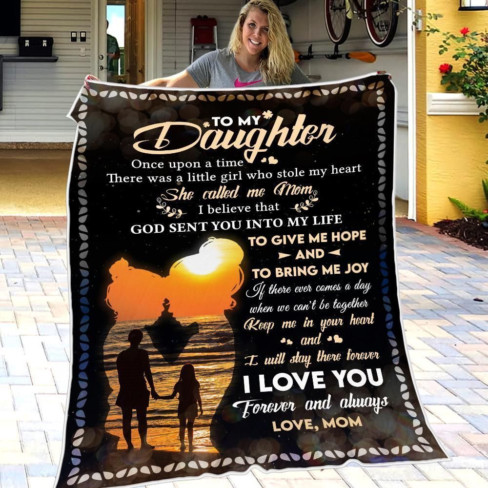 Mom Gift For Daughter To Give Me Hope And To Bring Me Joy Fleece Blanket