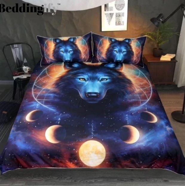 Moon Eclipse Wolf Bedding Set