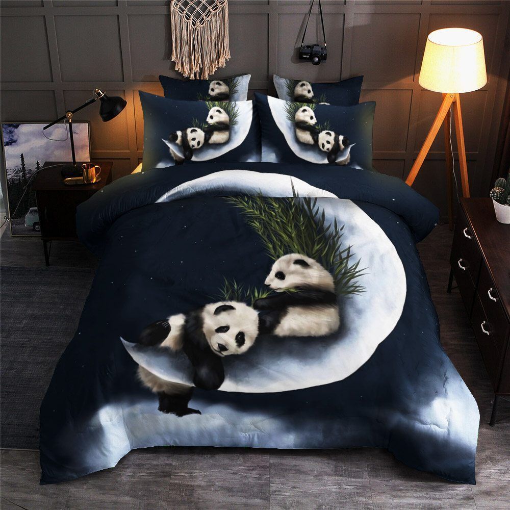 Moon Giant Panda Bedding Set