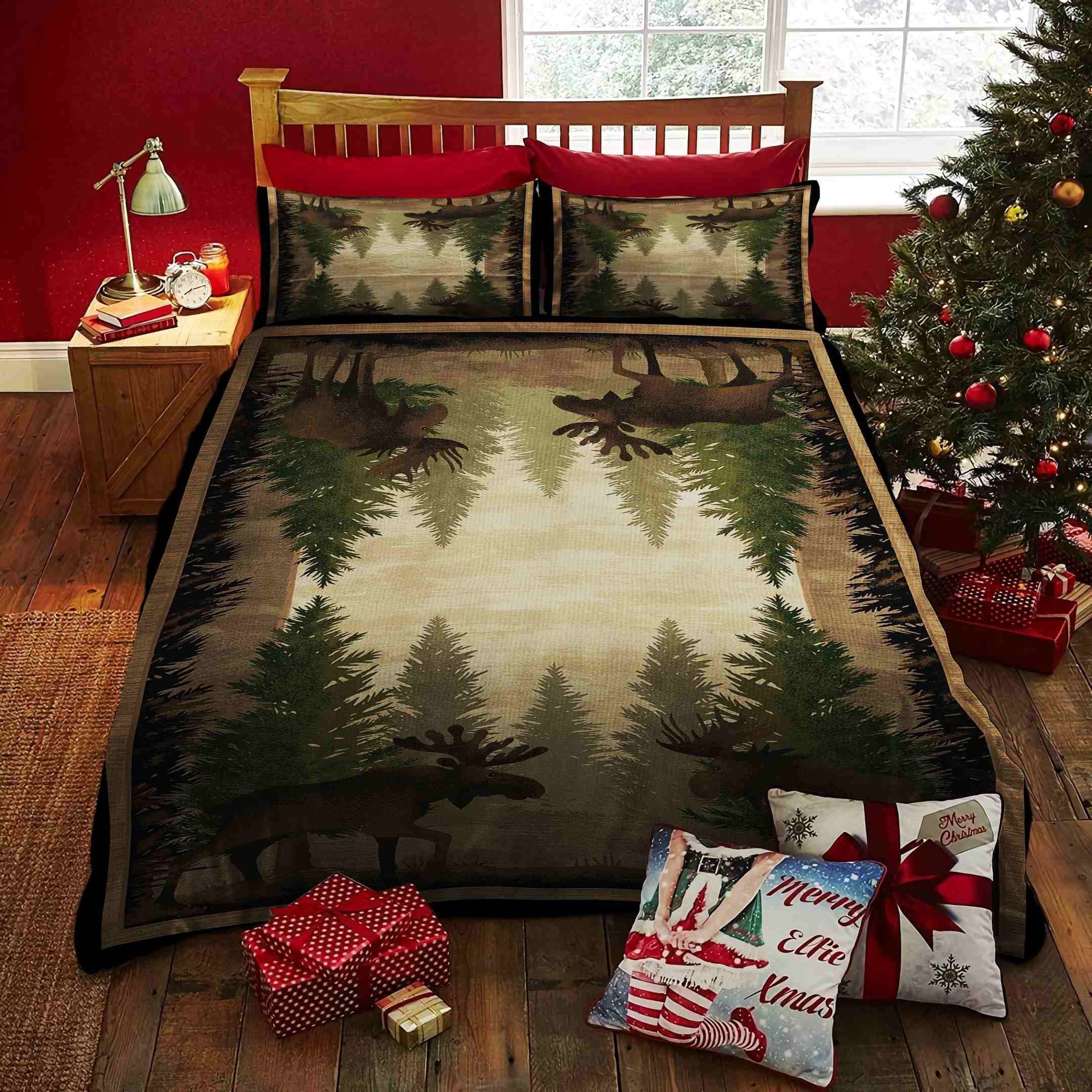 Moose Grove Bedding Set
