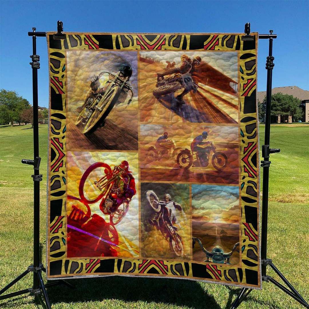 Motorbike TD2709503 Quilt Blanket