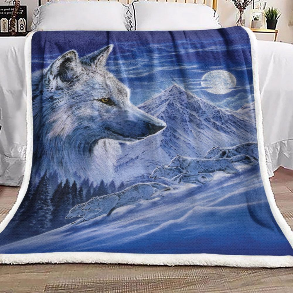 Mountain Wolf Running Sherpa Fleece Blanket
