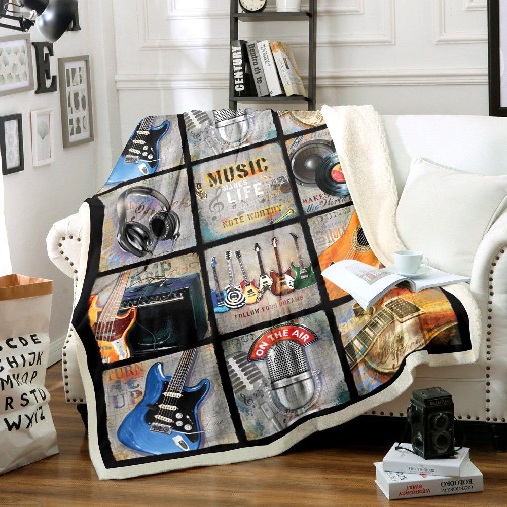 Music Makes Life Worthy Sherpa Fleece Blanket