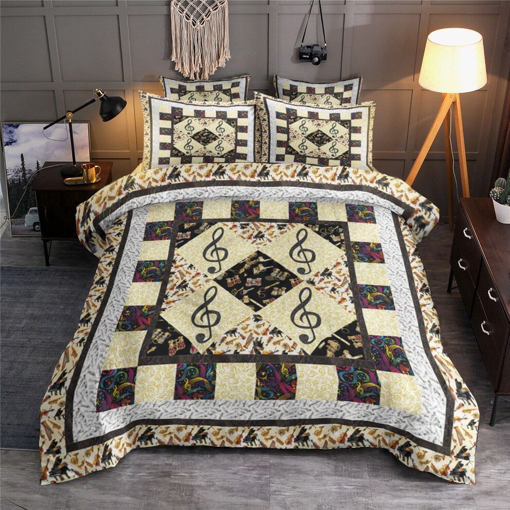 Music Notes Bedding Set