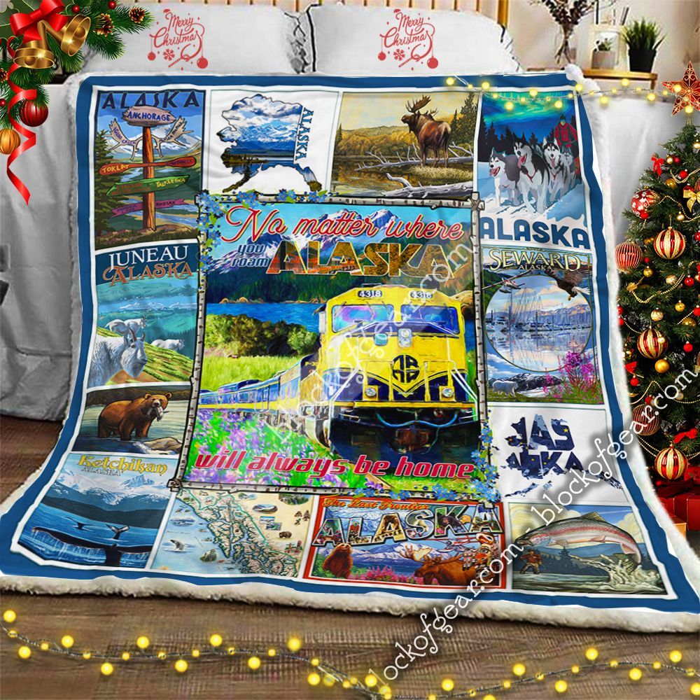 My Heart Is In Alaska Sherpa Fleece Blanket